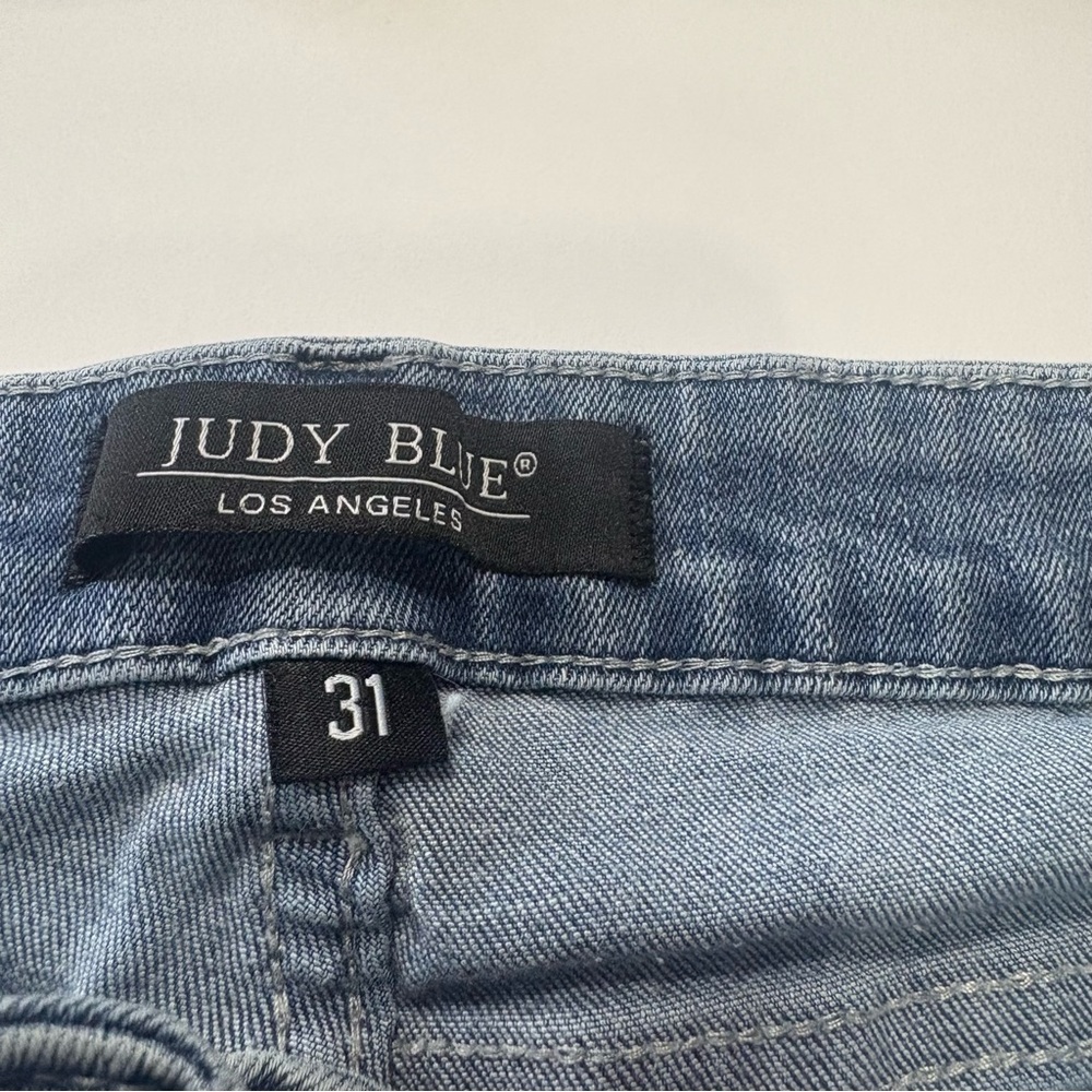 Judy Blue Relaxed Fit Distressed Jeans Size 31 Medium Wash - Picture 5 of 13